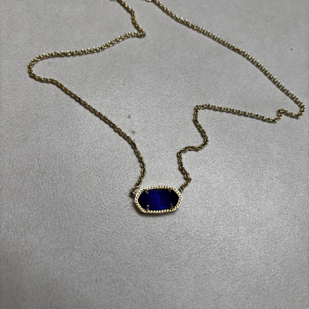 Kendra Scott Elisa Gold Pendant Necklace in Cobalt Cat’s Eye